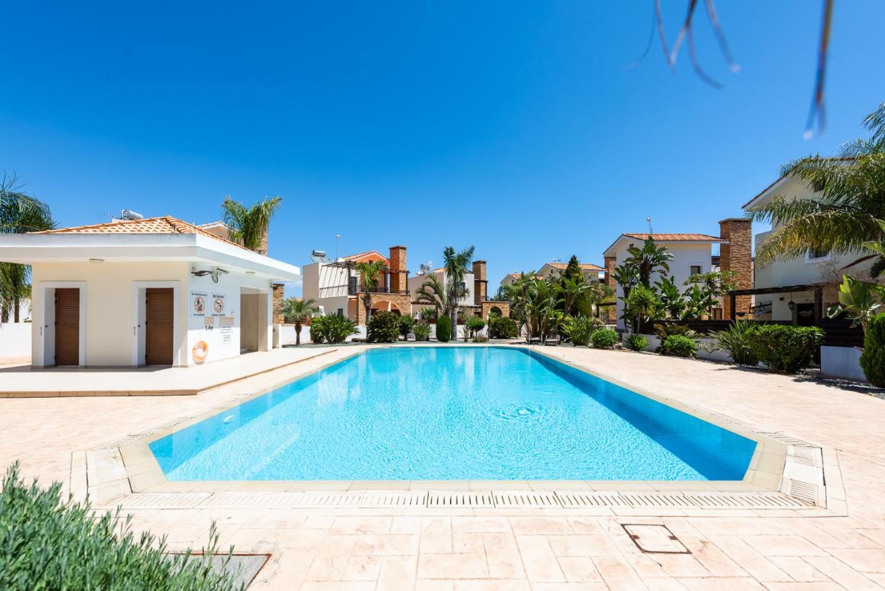 Villa Alexandra By Ezoria Villas Ayia Napa Exterior photo